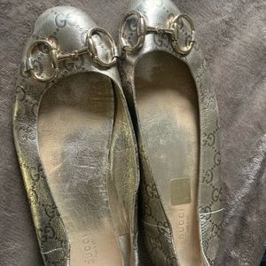 Gucci flats